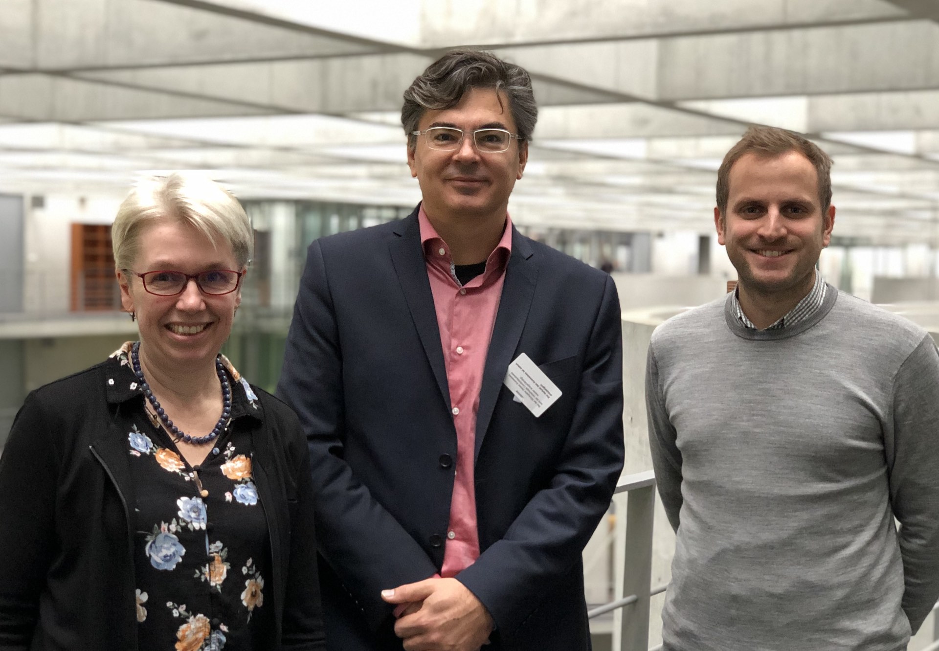 Besuch im Büro der Abgeordneten Ulrike Bahr - exzellentes Gespräch mit Dr. Ruth Vornefeld und Bent Pollück Besuch im Büro der Abgeordneten Ulrike Bahr - exzellentes Gespräch mit Dr. Ruth Vornefeld und Bent Pollück